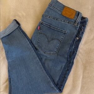 Levi's Women's Classic Straight Leg Blue Jeans